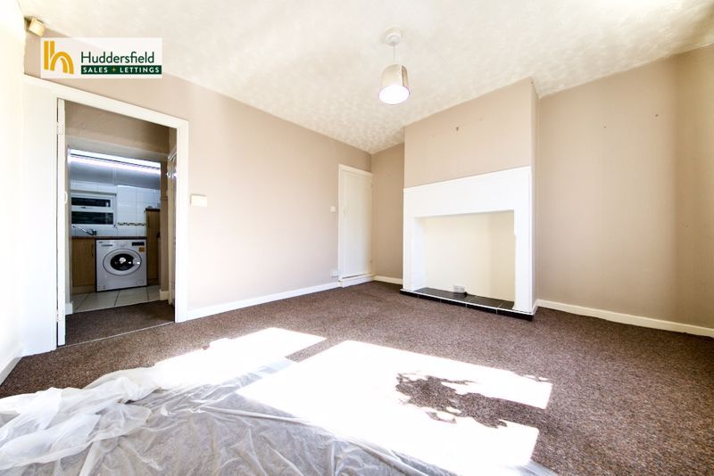 Property photo 3 of 11 Living Room