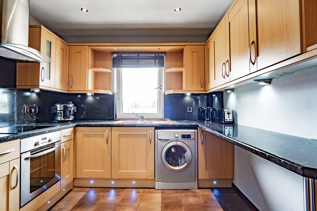 Additional image 8 of 2 bed flat for saleAshgrove Square, Elgin IV30