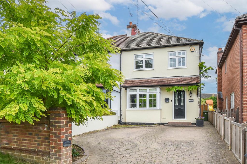 Property photo 1 of 31