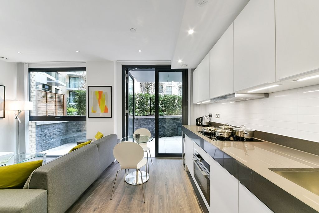 Property photo 3 of 11 Living Area