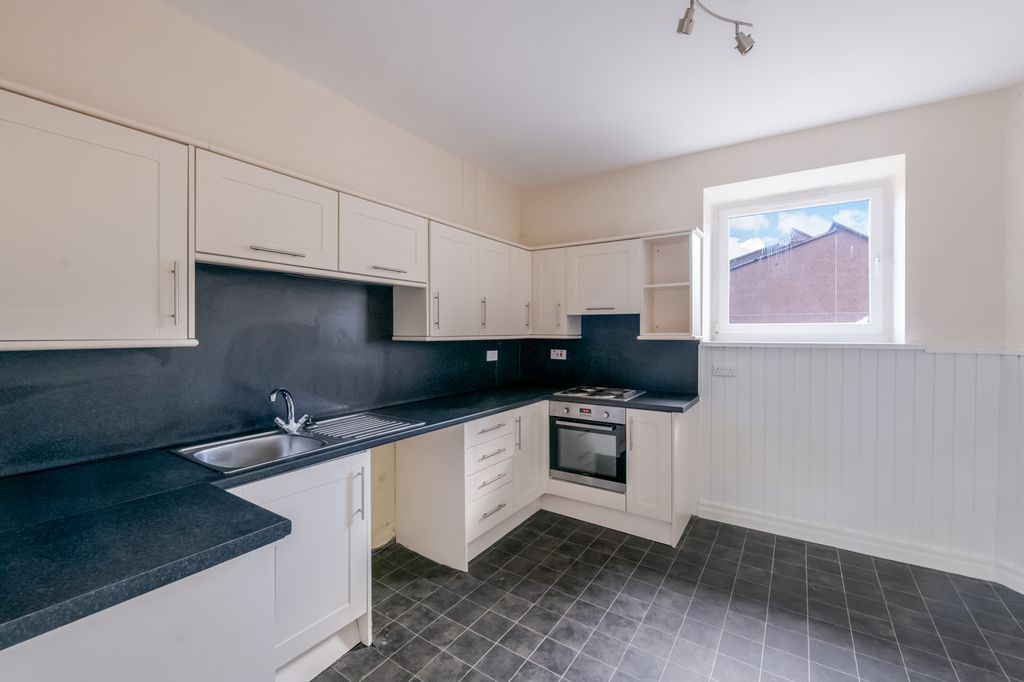 Additional image 7 of 2 bed flat for saleComrie Street, Crieff PH7