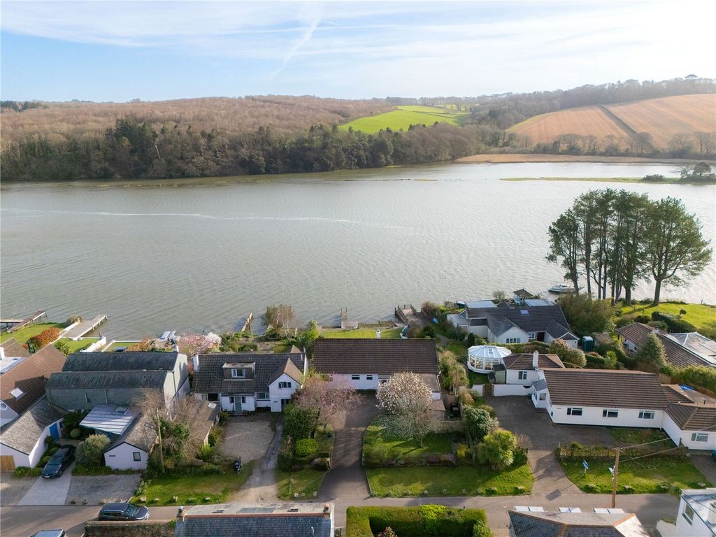 Property photo 2 of 19 Picture No. 22