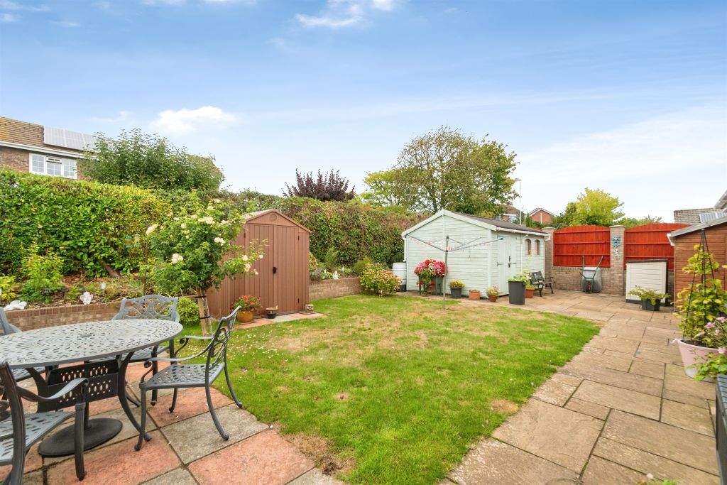 Property photo 2 of 26