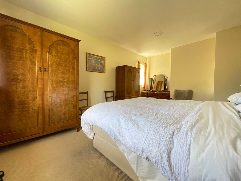 Additional image 9 of 2 bed flat for sale64-70 Hackness Road, Scarborough YO12