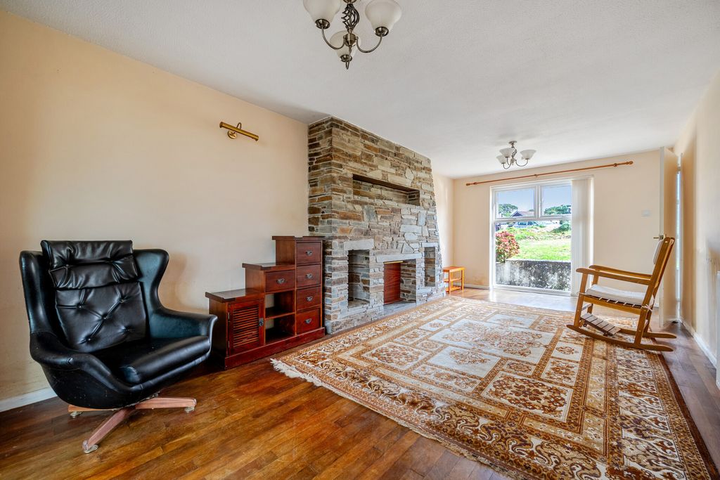 Property photo 2 of 22 1519714-4-1A0A9Ad...