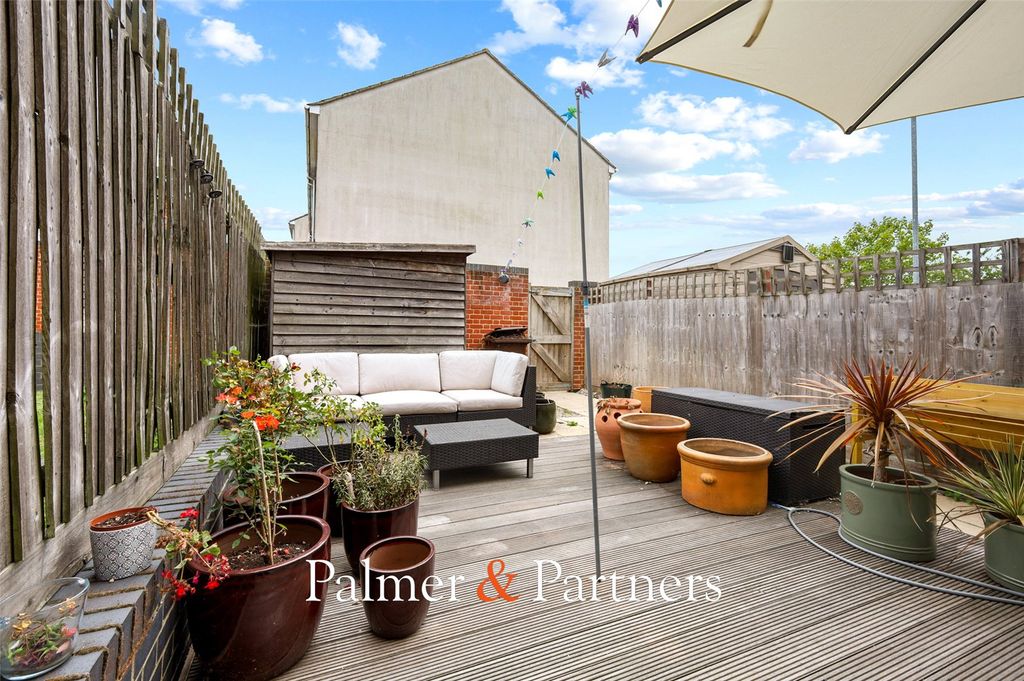 Property photo 3 of 19 Picture No. 03