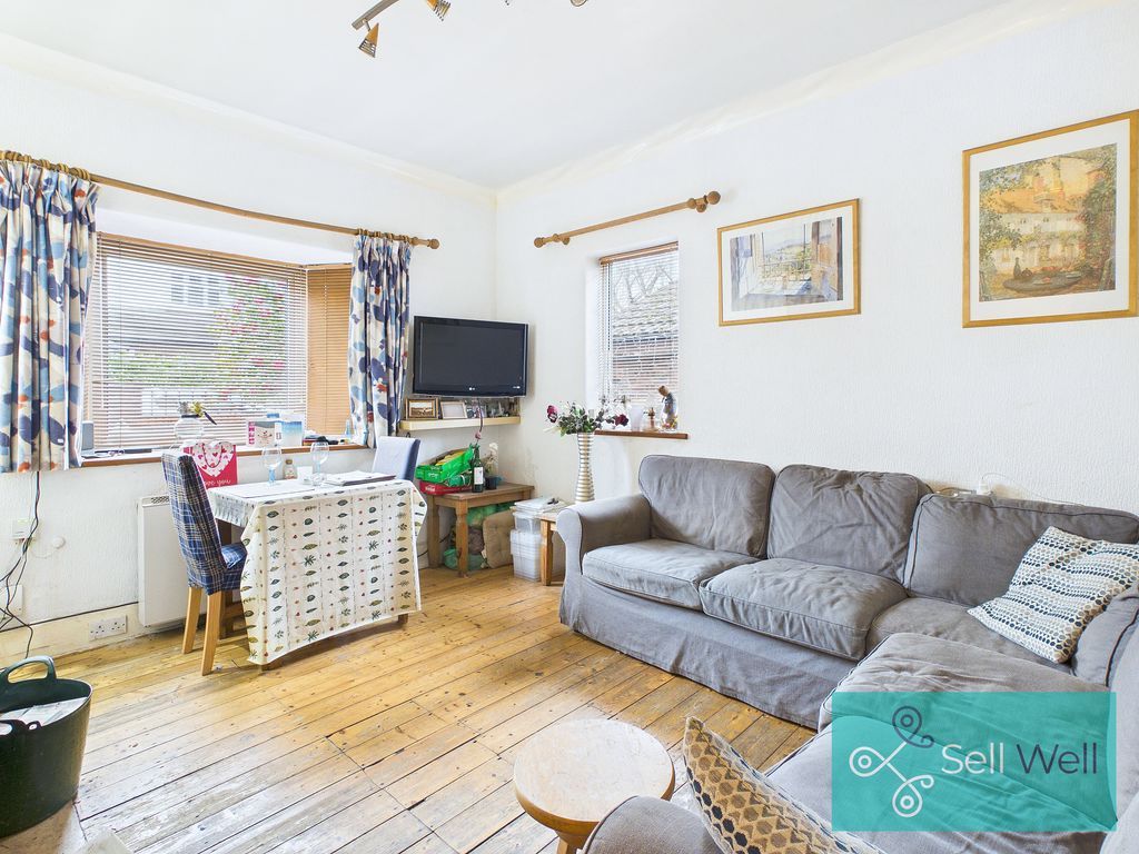 Property photo 2 of 11 Dining Room