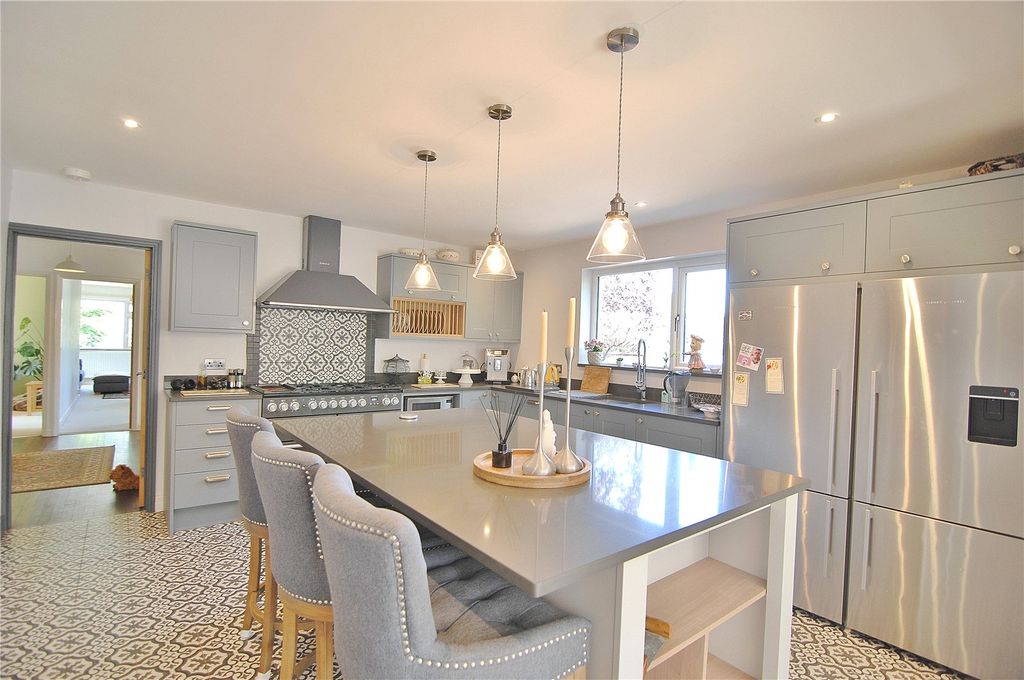 Property photo 3 of 25 Picture No. 90