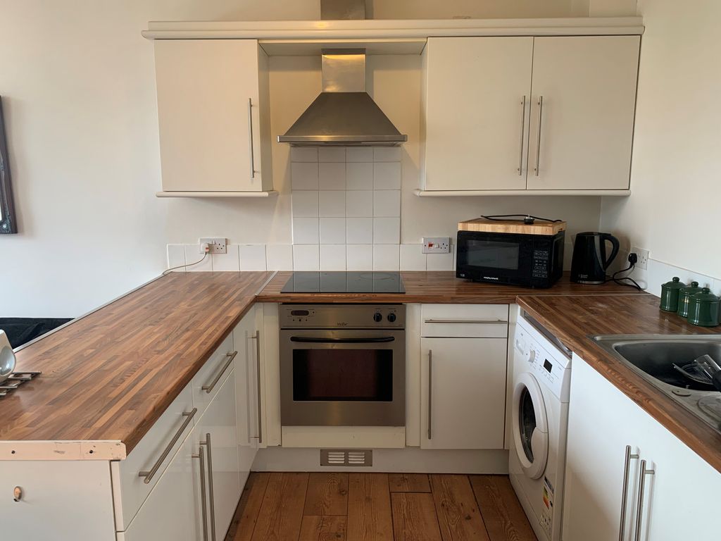 Property photo 1 of 4