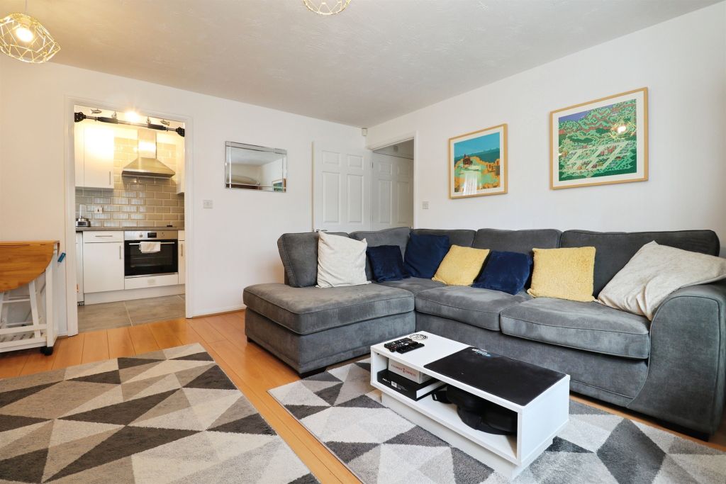 Property photo 3 of 17