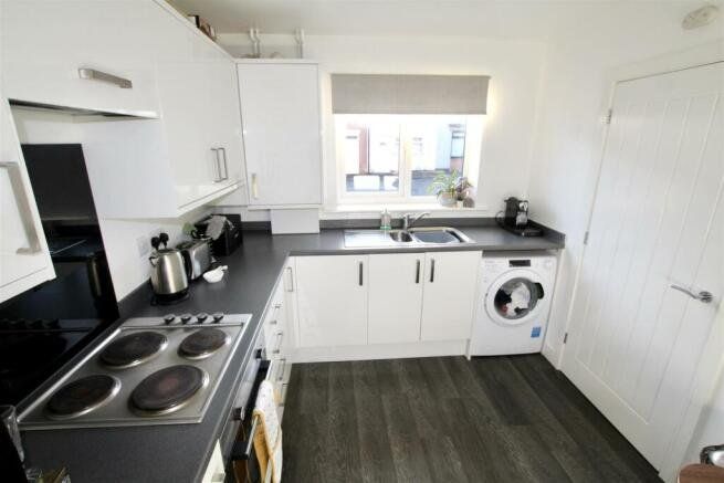 Property photo 2 of 11 Picture No. 10