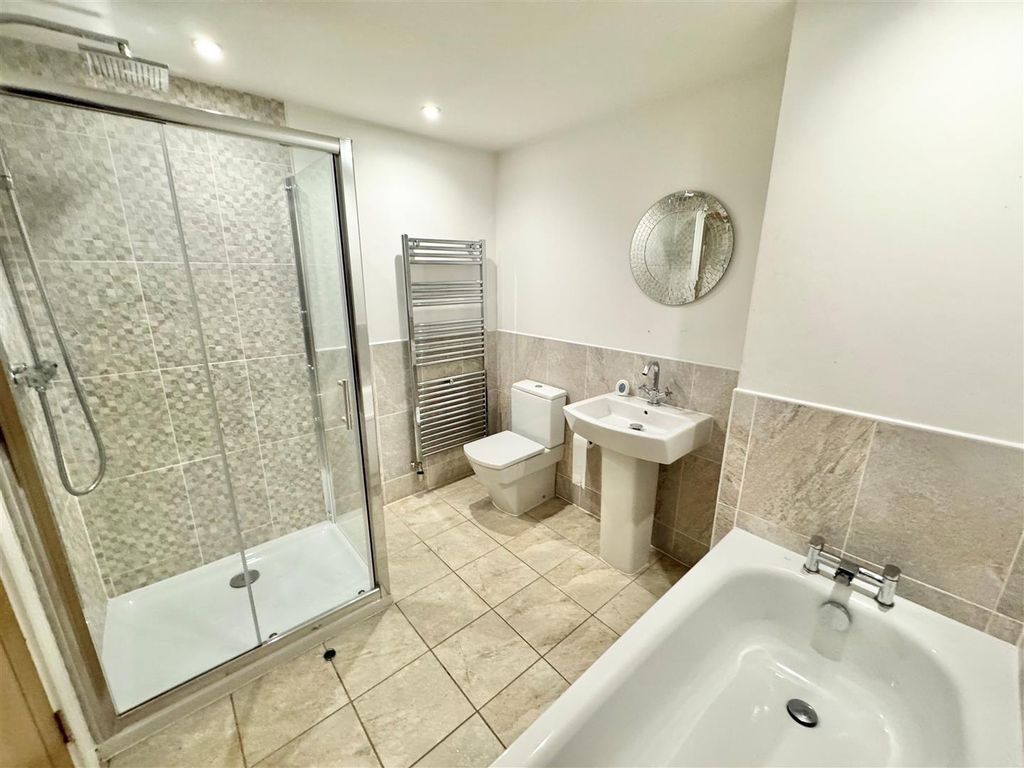 Additional image 12 of 6 bed detached house to rentTuring Drive, Wilmslow SK9