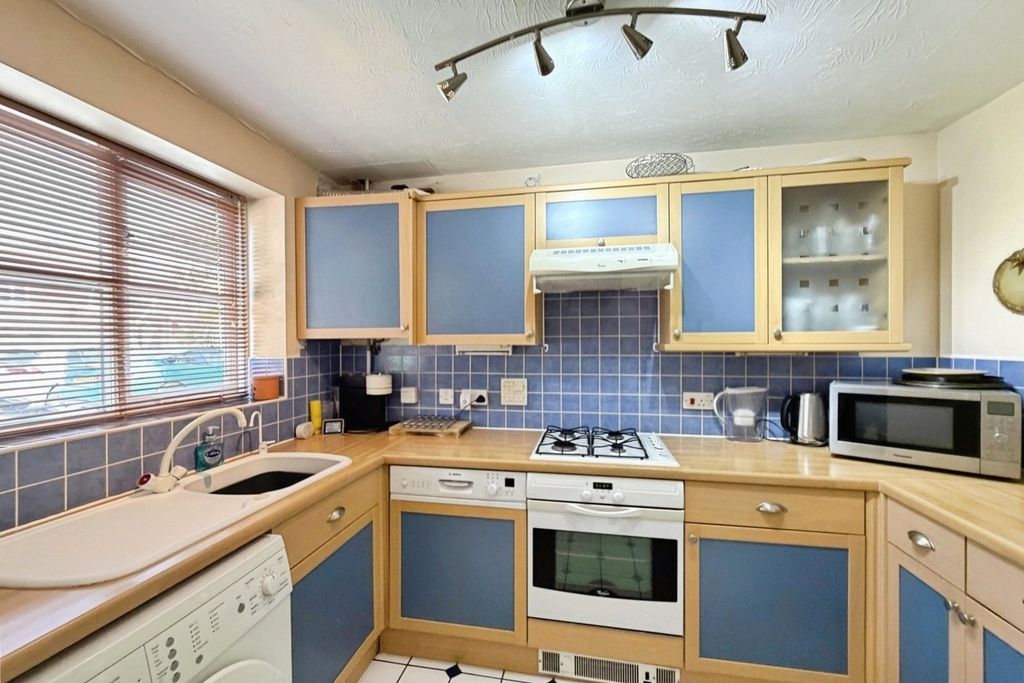 Property photo 3 of 12 Pbox-Img.Jpg