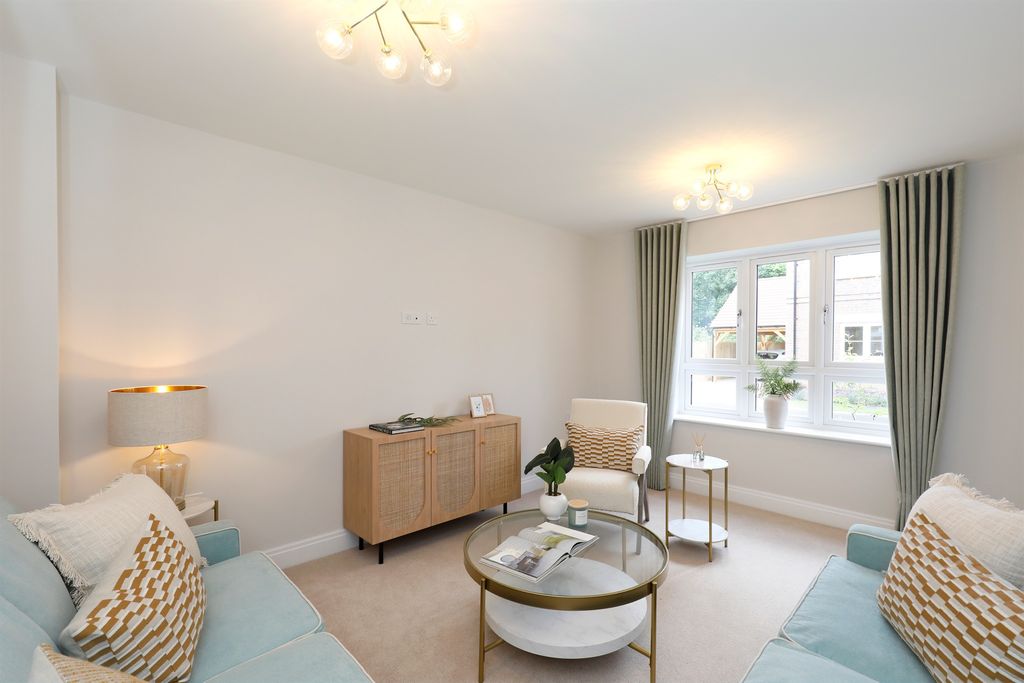 Property photo 2 of 13