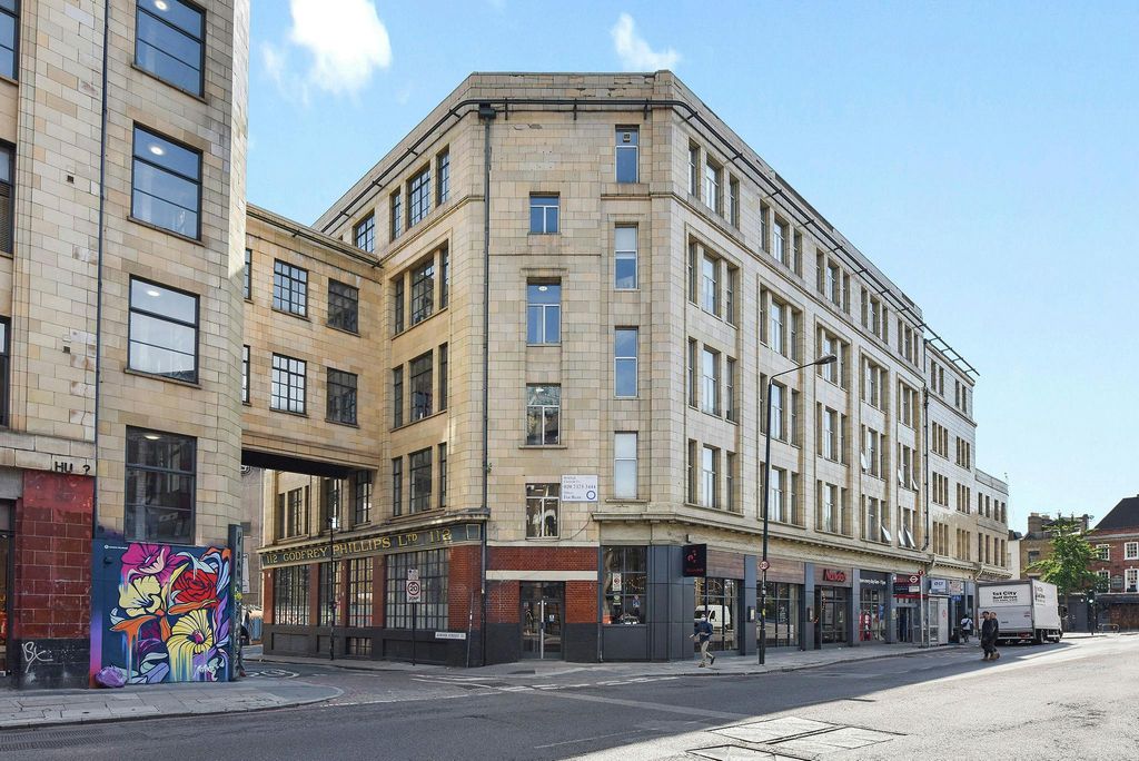 Property photo 3 of 17 Bc-118Commercialstreet-009.Jpg