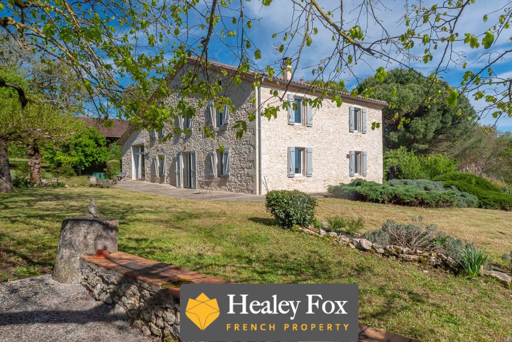 Property photo 2 of 49