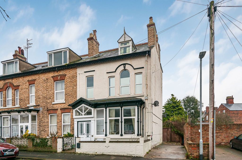 Property photo 1 of 26