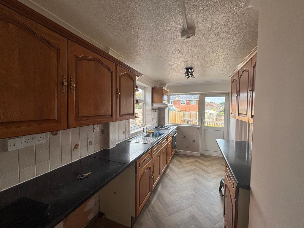 Property photo 2 of 10 Image