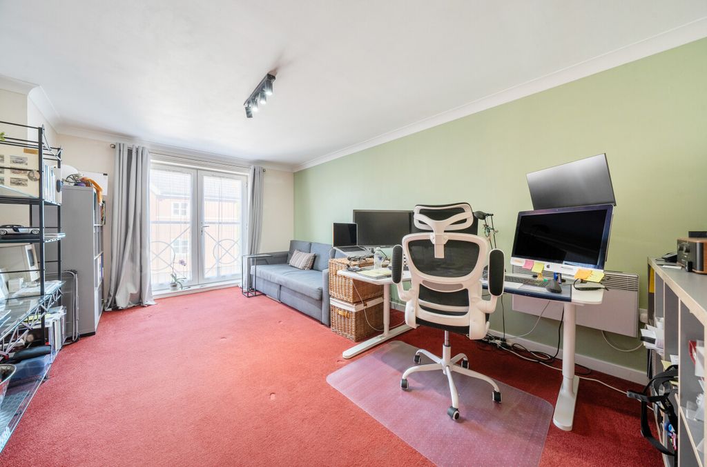 Property photo 2 of 10