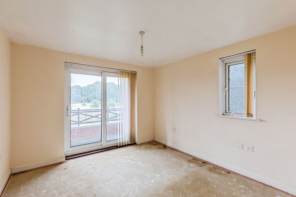 Additional image 6 of 2 bed flat for saleAbbots Way, Kettering NN15