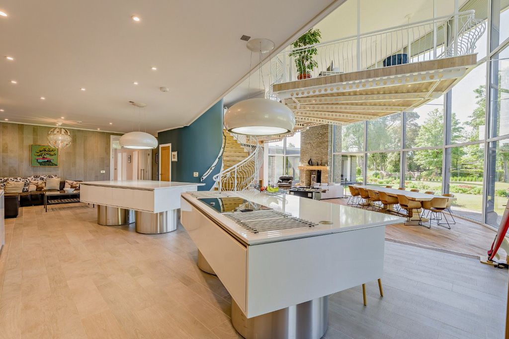 Additional image 5 of 5 bed detached house for saleBurnside, Kinclaven Crescent, Murthly, Perth PH1