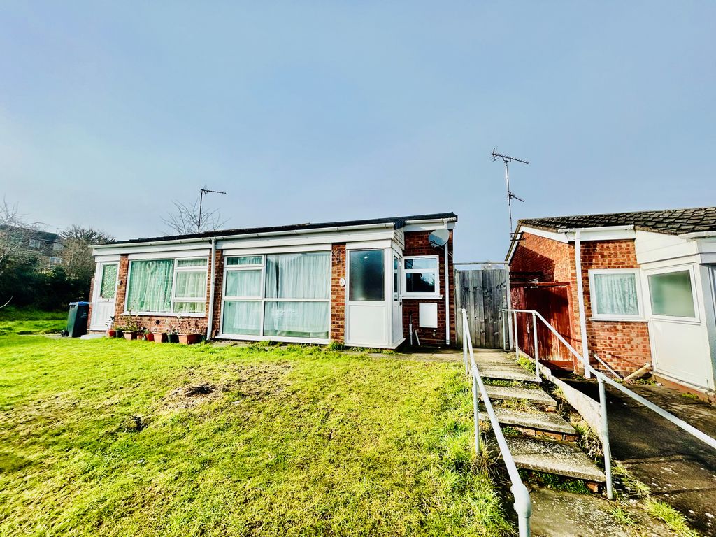 Property photo 1 of 6
