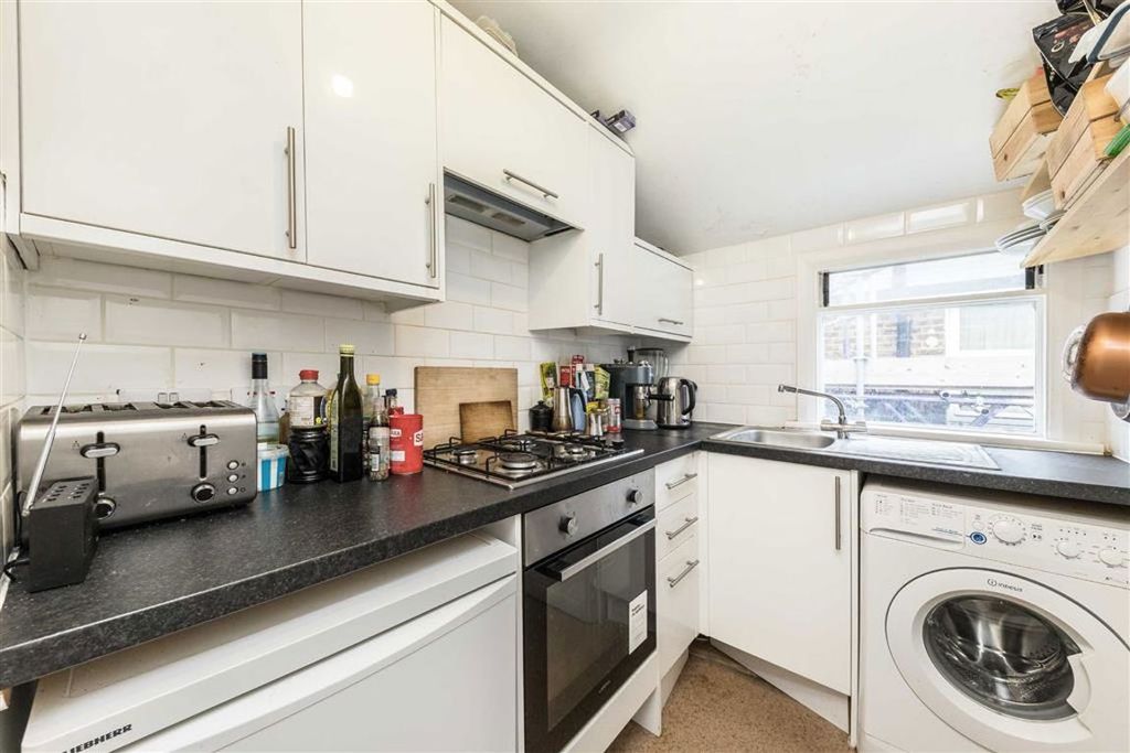 Property photo 3 of 4