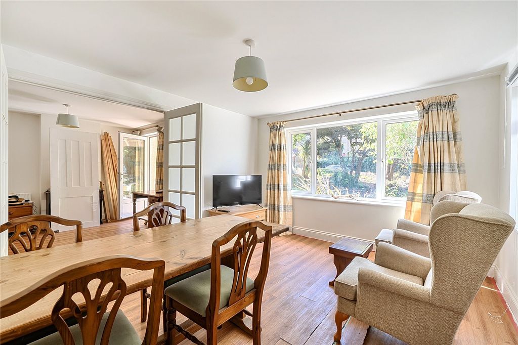 Property photo 2 of 17 Picture No. 04