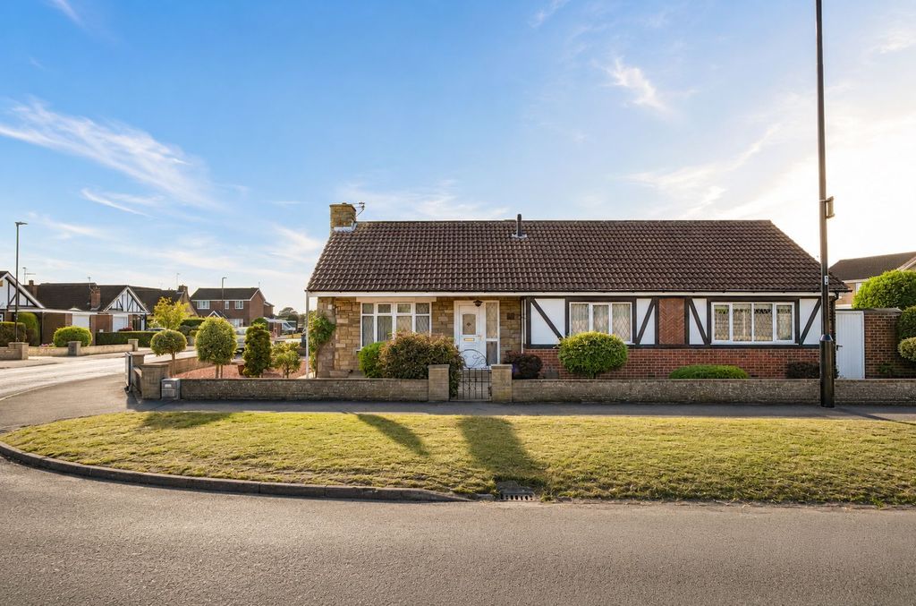 Property photo 1 of 16