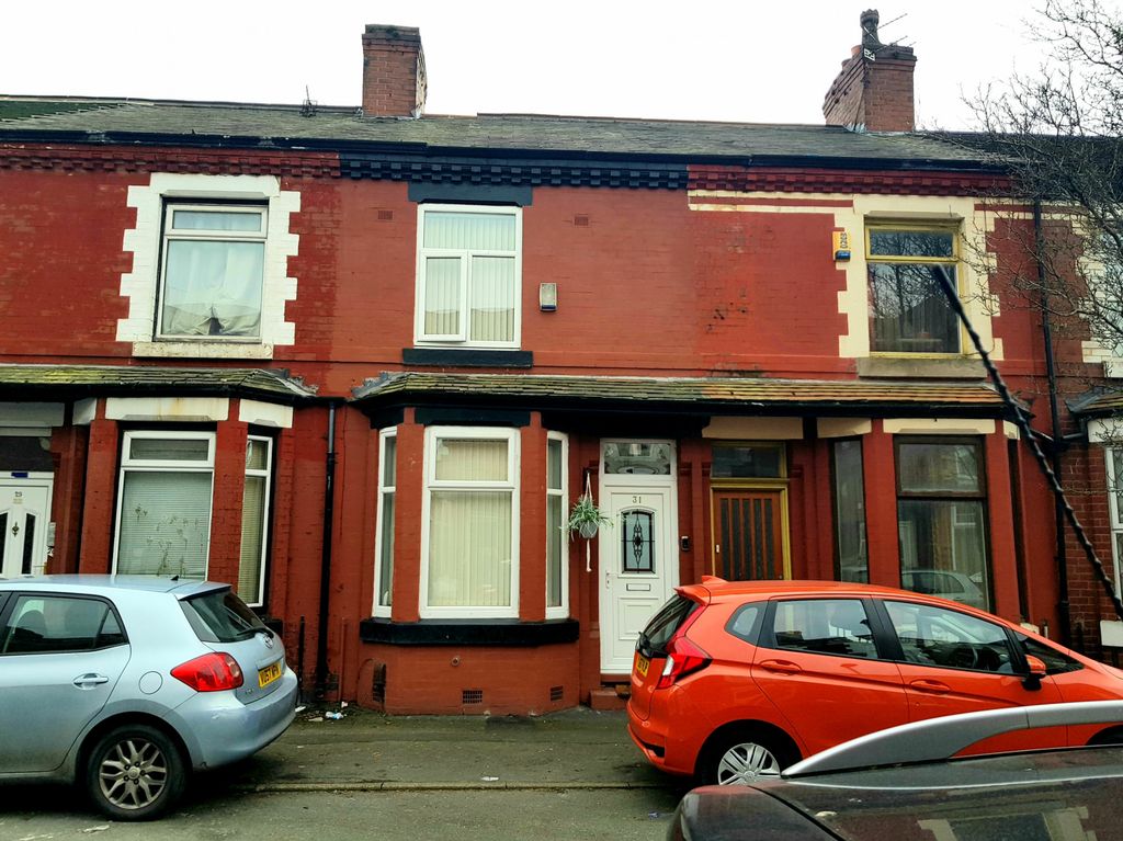 Property photo 1 of 12