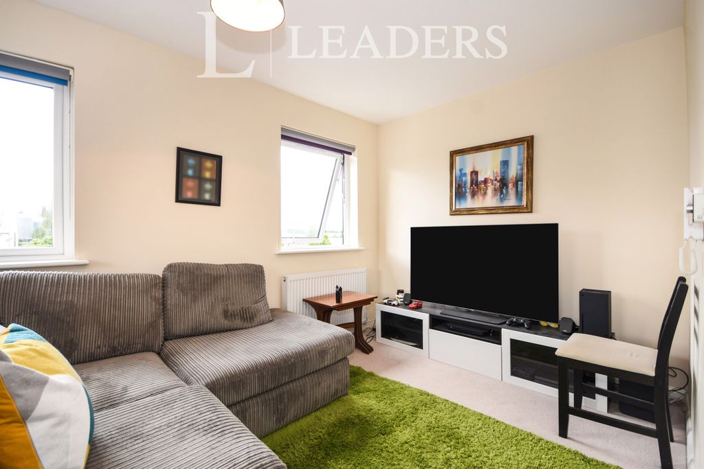 Property photo 3 of 8 E57364A4-54E0-Eb11-B