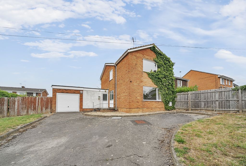 Property photo 2 of 20 1321192-2-688229c...