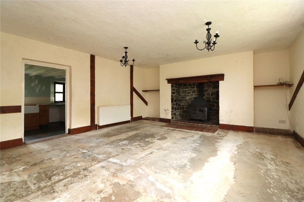 Property photo 2 of 18 Picture No. 08