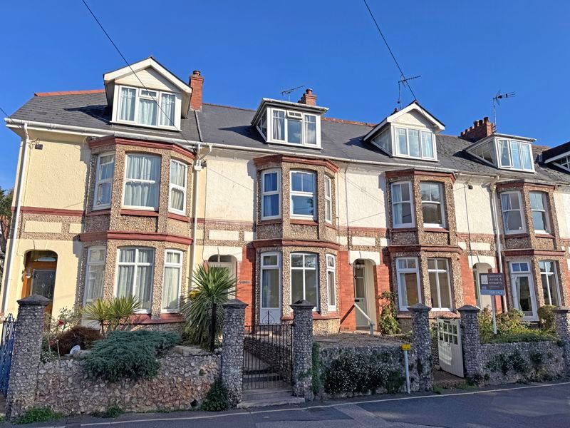 Property photo 1 of 17 Photo 16