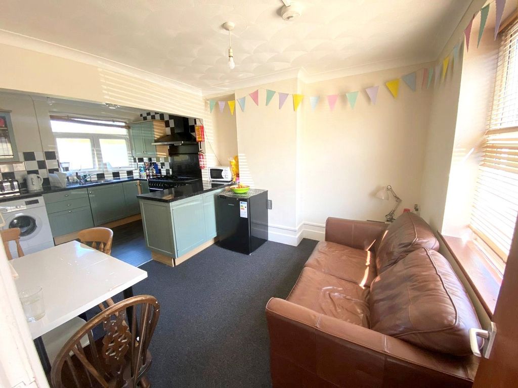 Property photo 1 of 9 Picture No. 03