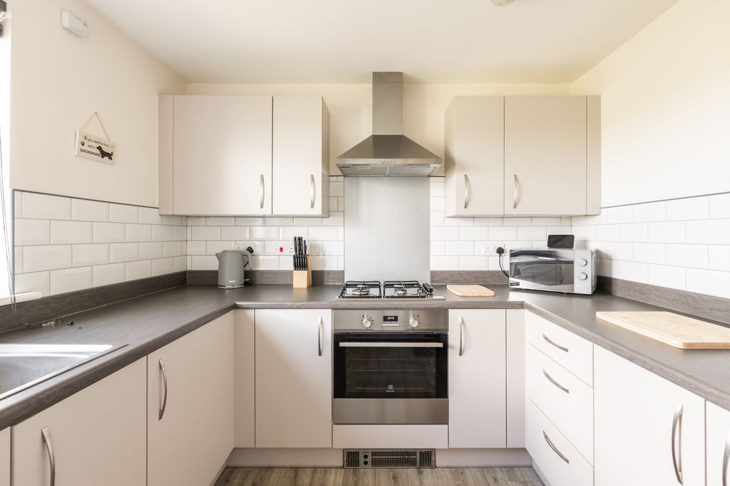 Property photo 3 of 25 Property Image 3