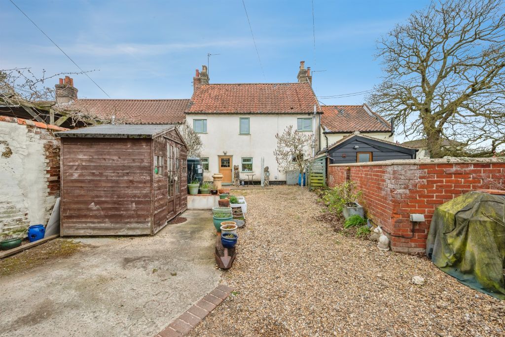 Property photo 3 of 26