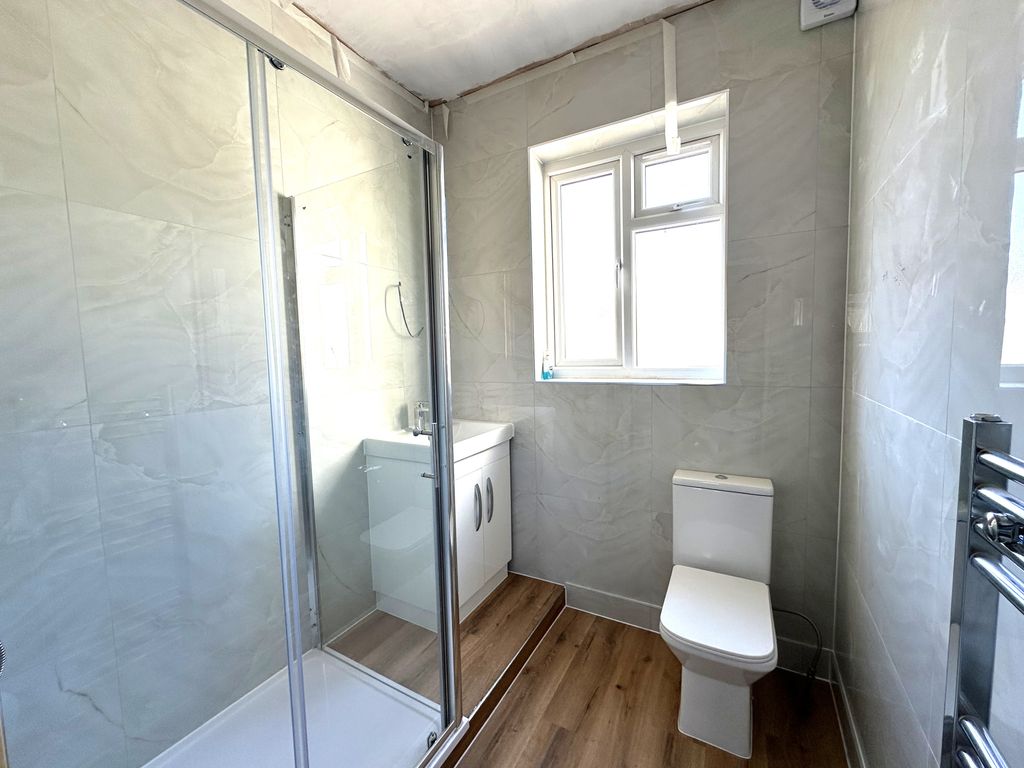 Property photo 3 of 4 Img_3699