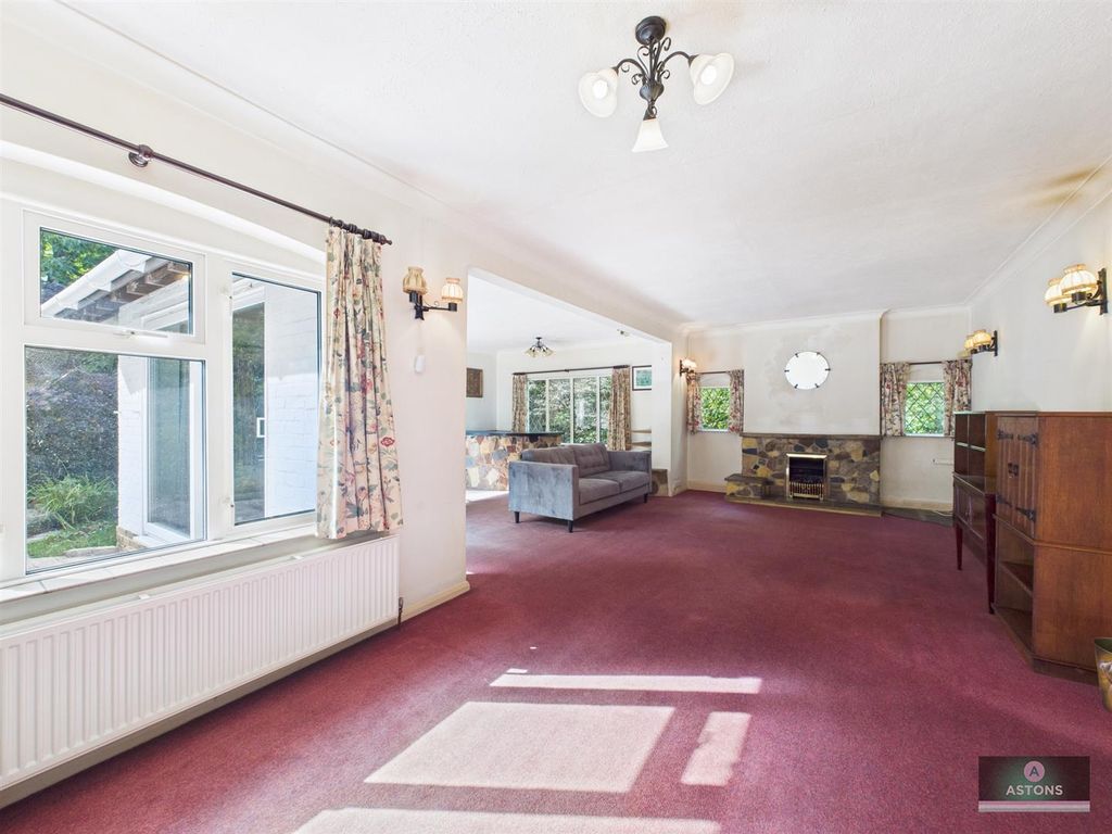 Property photo 2 of 21 Cam04622G0-Pr0066-Still009.Jpg