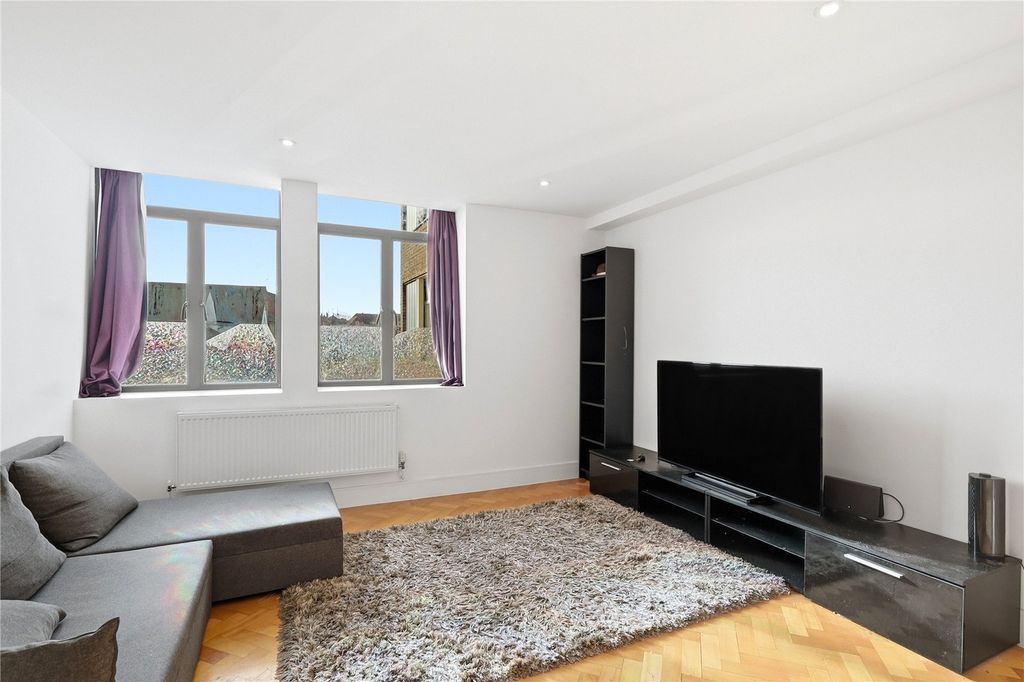 Property photo 2 of 10 Picture No. 08