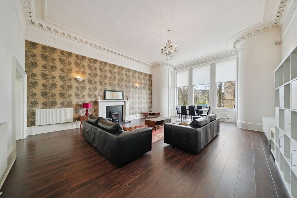 Property photo 2 of 26