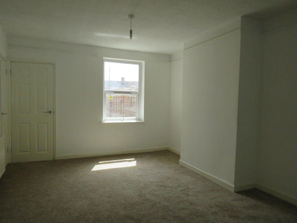 Property photo 3 of 6 Image