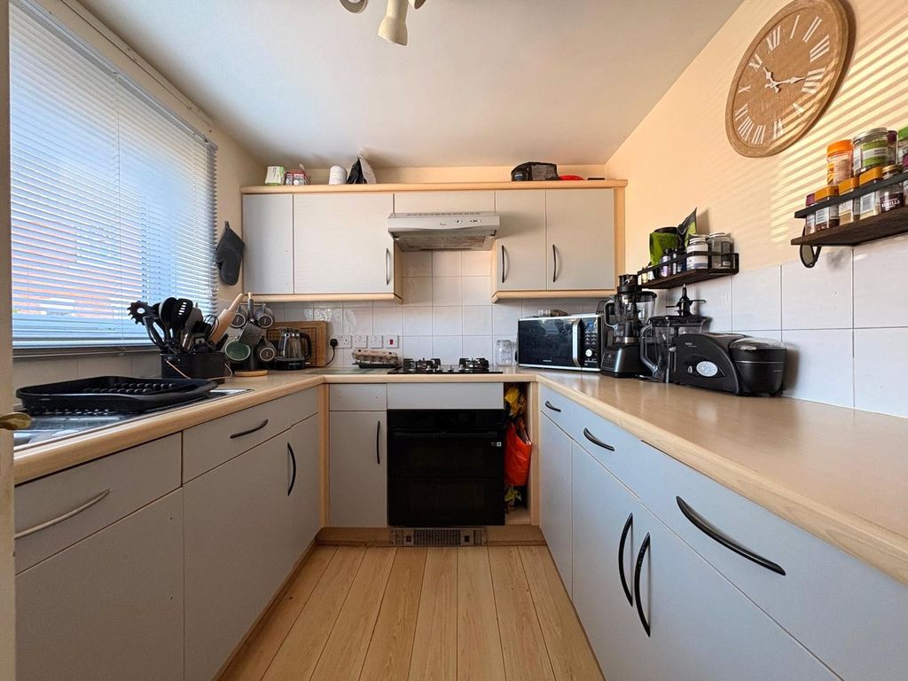 Property photo 3 of 24 Picture No. 08
