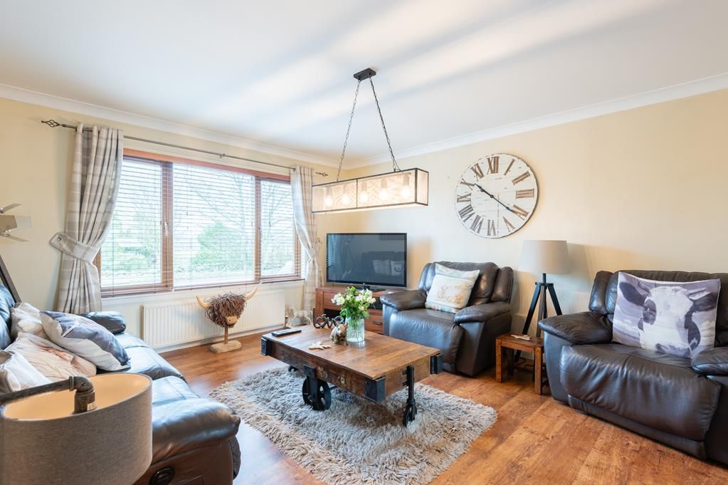 Property photo 2 of 23 Cup1158Pem Sitting Room.Jpg