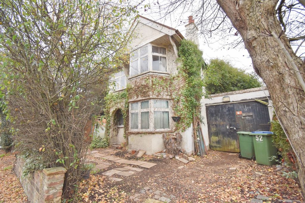 Property photo 2 of 6