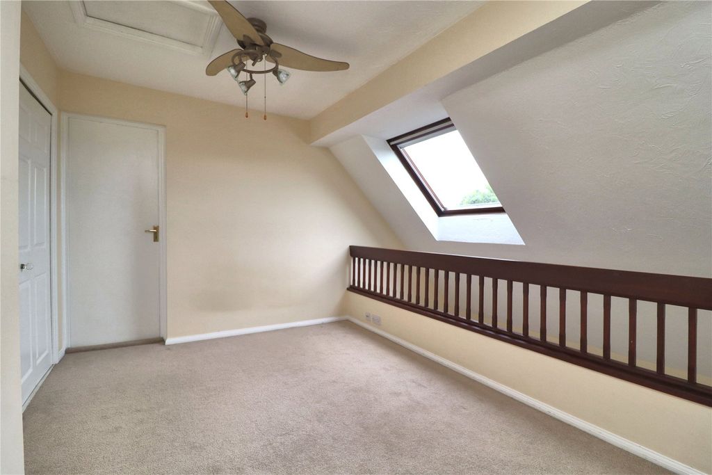 Property photo 2 of 7 Picture No. 01