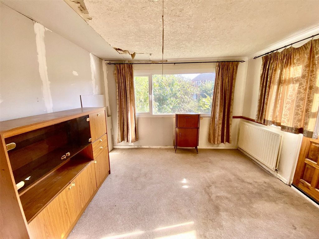 Property photo 3 of 16 Picture No. 08