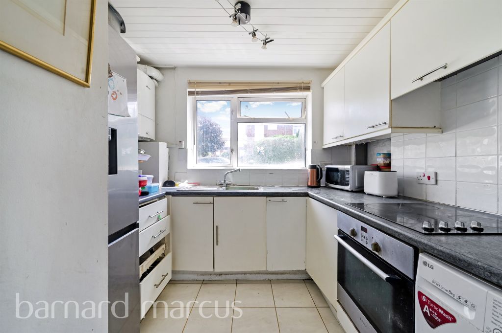 Property photo 3 of 15