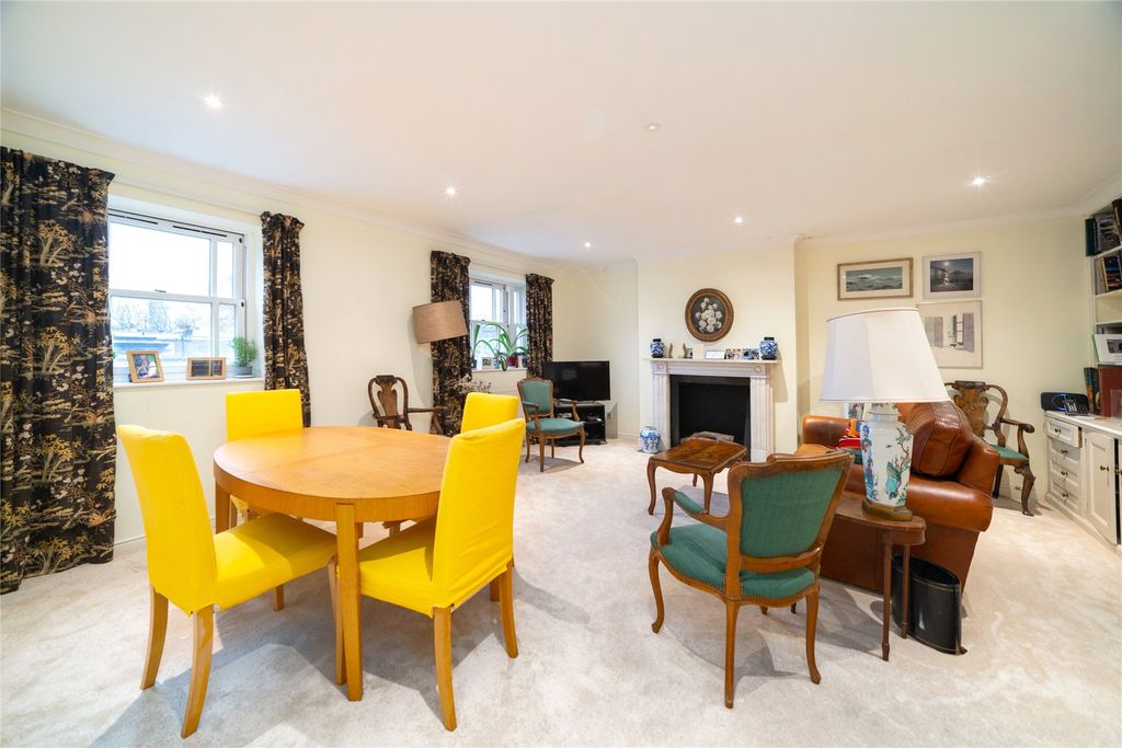 Property photo 2 of 6 Picture No. 08