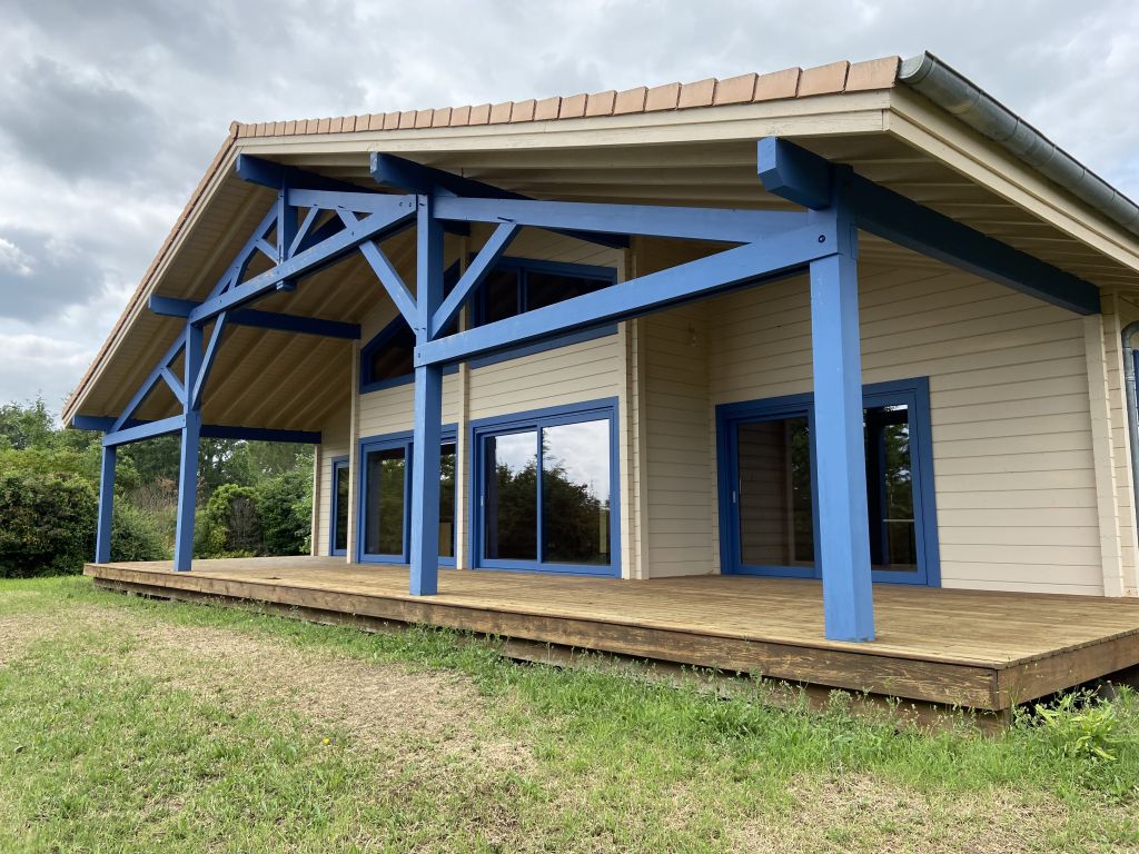 Property photo 1 of 21